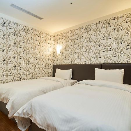 Hengchang Business Hotel Keelung Exterior photo