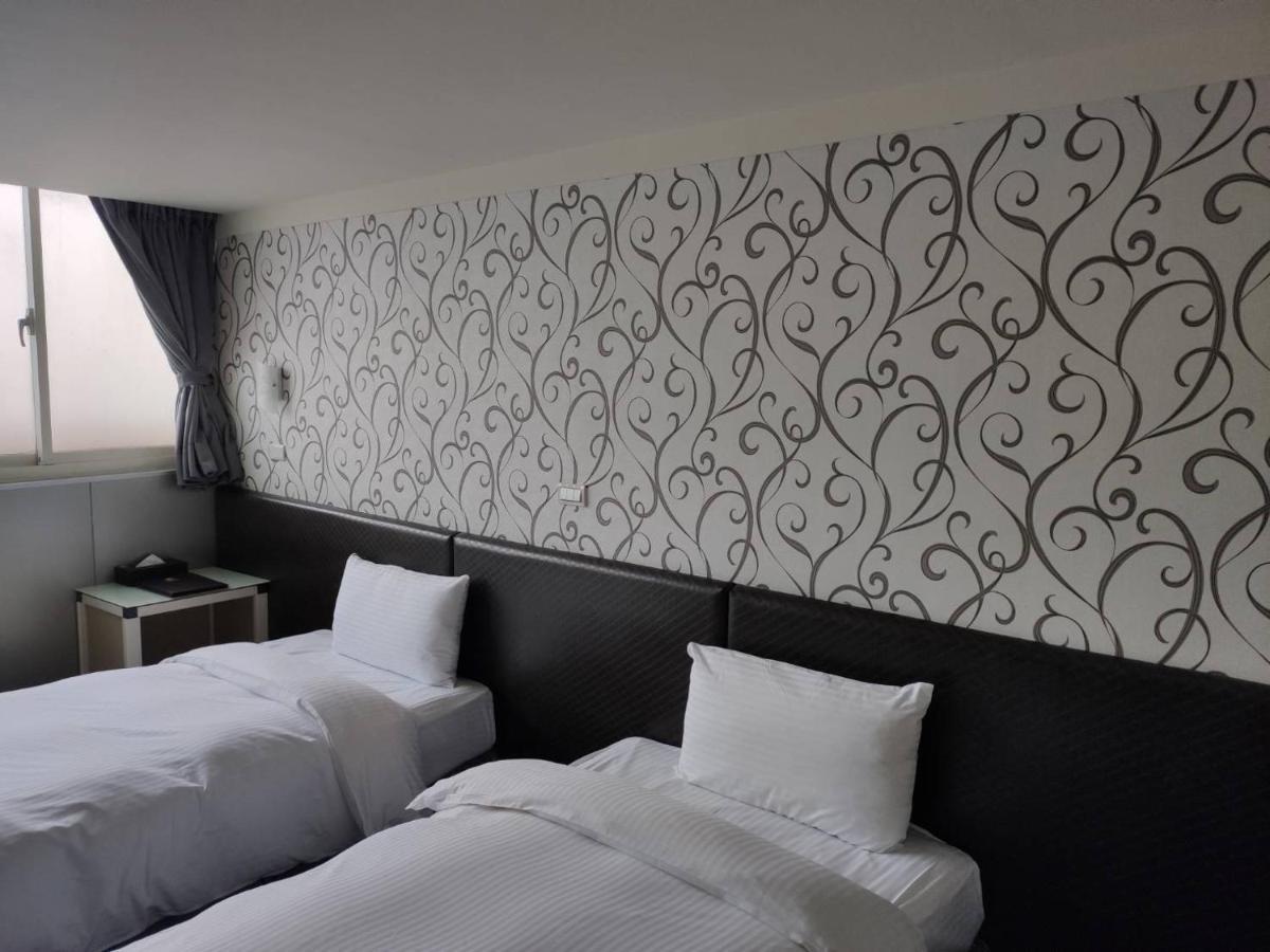Hengchang Business Hotel Keelung Exterior photo
