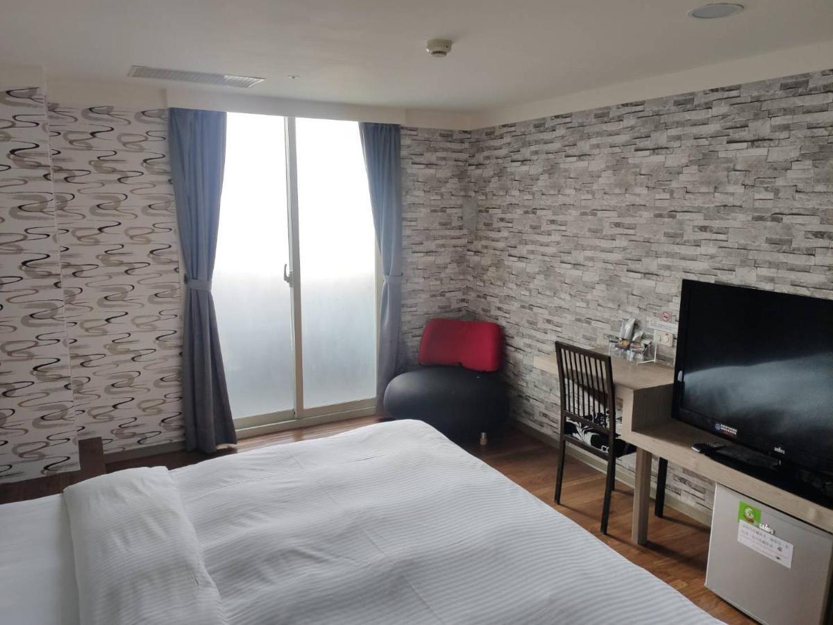 Hengchang Business Hotel Keelung Exterior photo