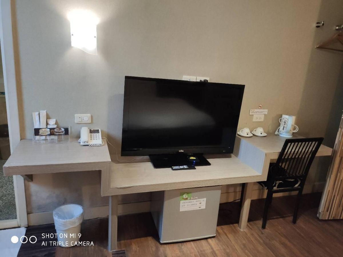 Hengchang Business Hotel Keelung Exterior photo