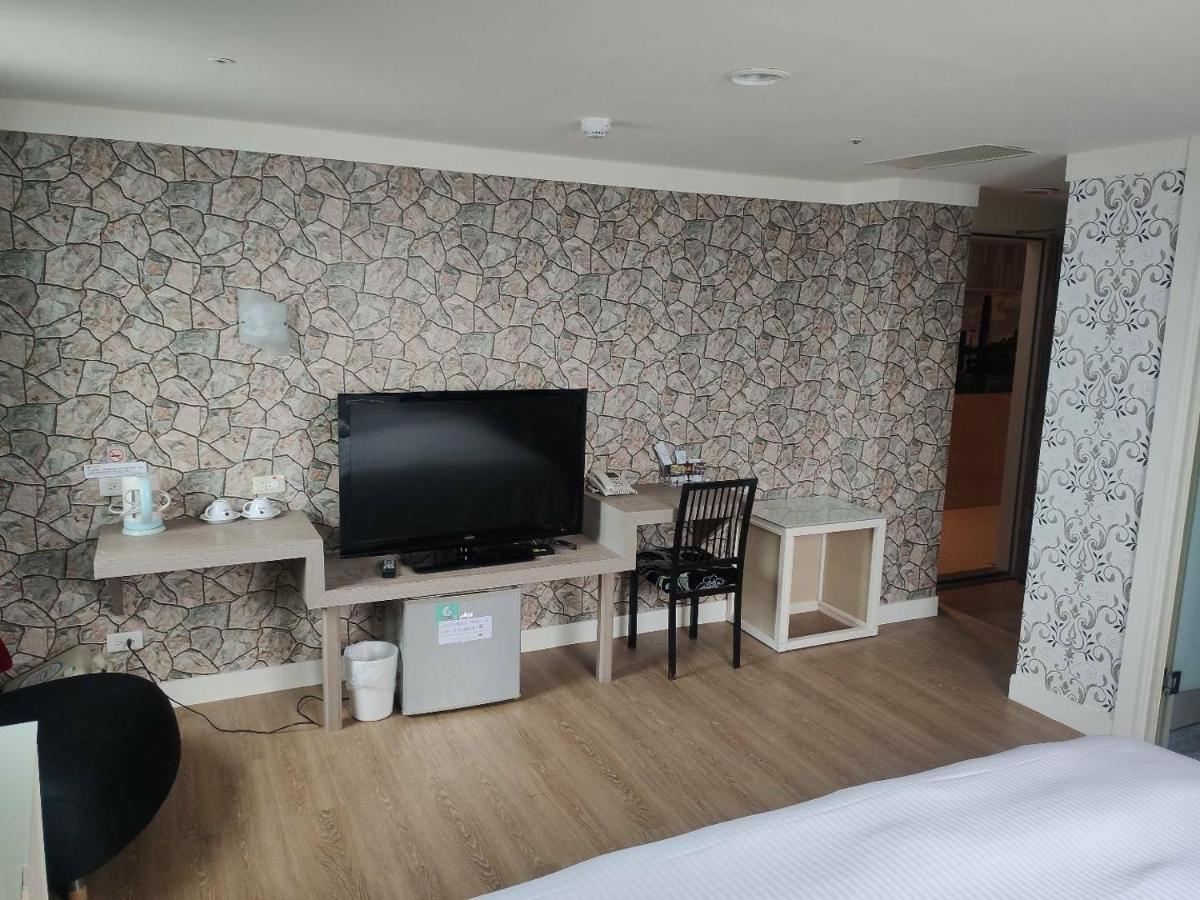 Hengchang Business Hotel Keelung Exterior photo